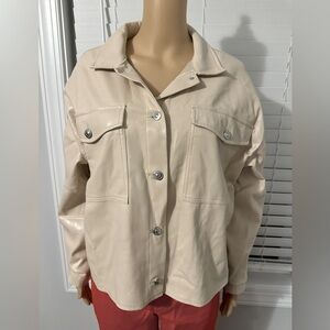 Beautiful Tahari size L off white bone faux leather button up jacket shirt NWT